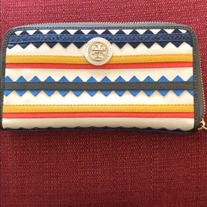 Tory Burch zig zag wallet